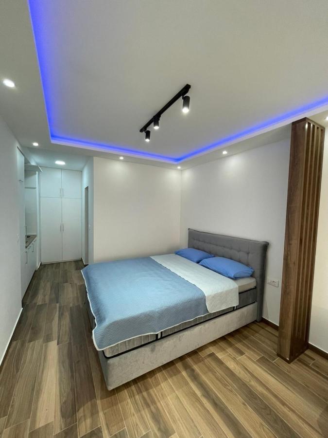 Charm Appartement Petrovac Buitenkant foto